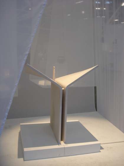 Design: „New Stone Age Design”