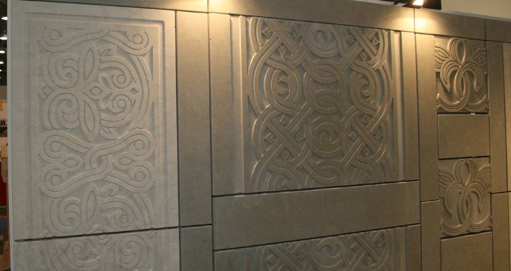 Decorative ornaments for facades