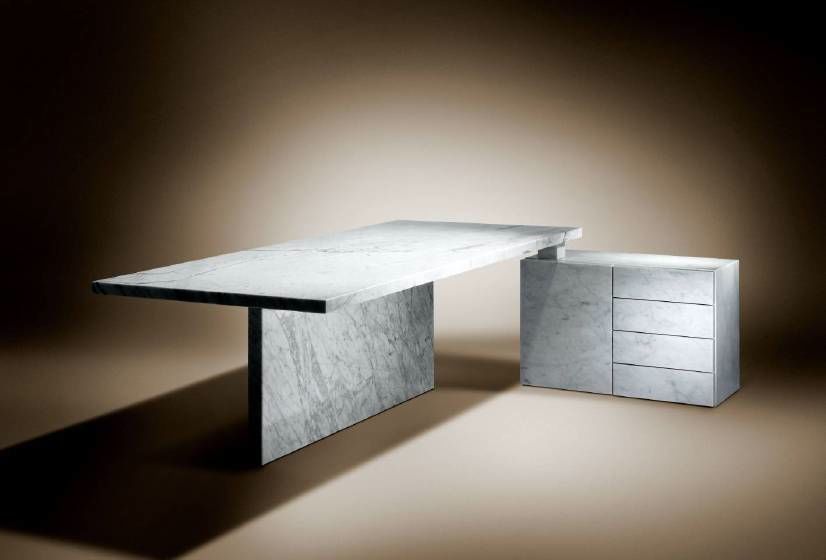 Design: legless desk