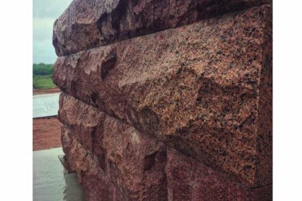 Granite Maple Red (“Lezniki”).