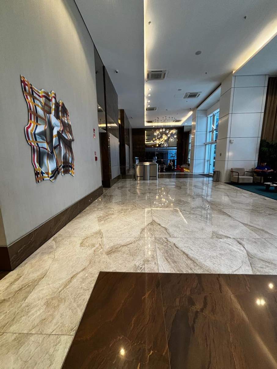 BS Design Tower, Entrance Hall. Photo: Carlos Rubens Alencar