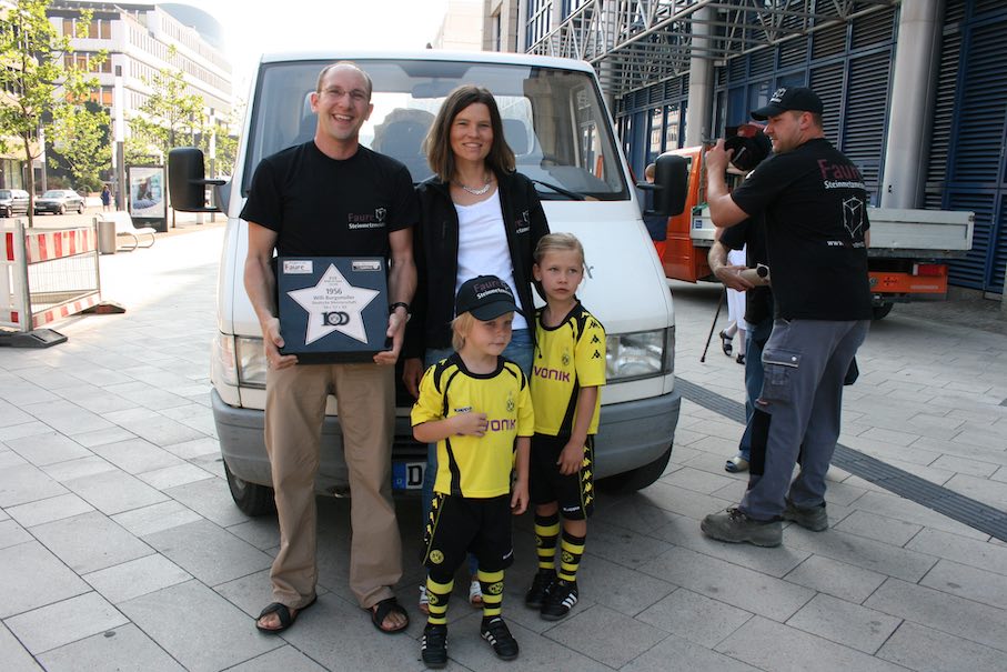 André Faure mit Familie und Stern.