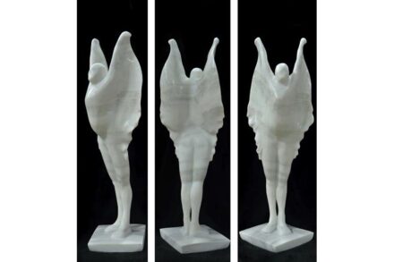 Sculpture in white marble by Dereli Art.