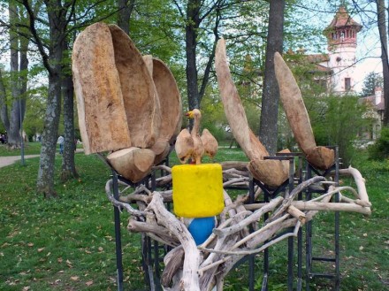Harald Sperka: „Ammerseeregatta", Erle, Pappel, Fichte (ca. 2 m x 4 m x 3 m).