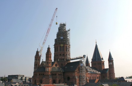 Vielfältige Anforderungen stellte die Sanierung der Turmspitze.