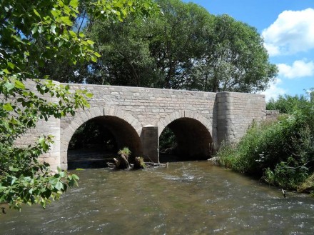 In alter Stärke: die Apostelbrücke in Niedergebra. Foto: privat