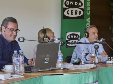 Premio a la Comunicación, a D. Carlos Herrera Crusset, Periodista, ha desarrollado su trayectoria profesional principalmente en la Radio.