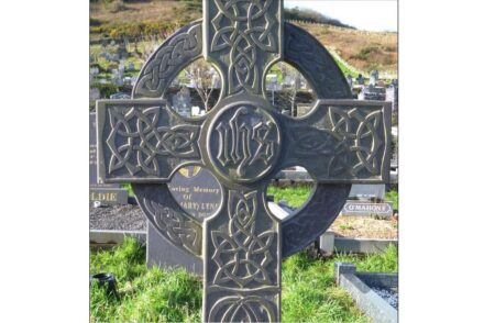 Valentia Slate: Crop Cross.