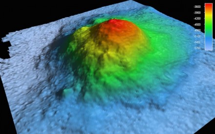 Bathymetrische Abbildung des Madiba Seamounts. Grafik: Jan Erik Arndt / Alfred-Wegener-Institut