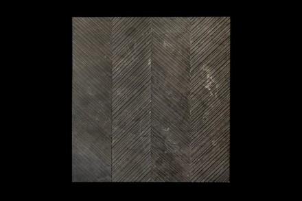 Alfredo Salvatori: „Chevron“ (Pietra d’Avola).