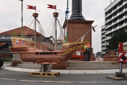 4 m hoch und 3 m lang ist das Schiff.