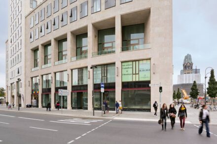 Christoph Mäckler Architekten, Hofmann Naturstein: Waldorf Astoria.