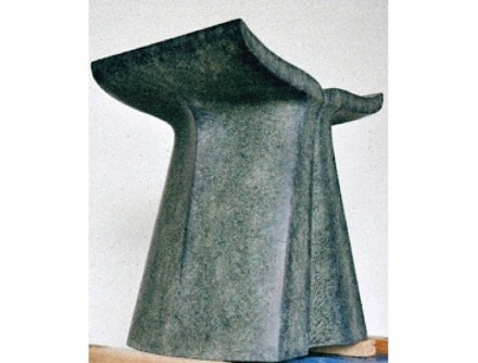 3. Platz, Steinmetzhandwerk: Maximilian Behrendt, Sitzhocker aus Diabas.