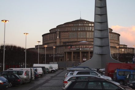 Die Jahrhunderthalle in Wroclaw war für viele Jahre der Schauplatz der Messe Kamien. Hier ein Foto von 2007. Jetzt schlüpft sie dort unter das Dach der Baumesse Tarbud.