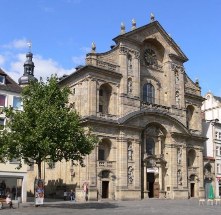 Schaufassade von St. Martin in Bamberg. Foto: Wikimedia Commons / Andreas Praefcke
