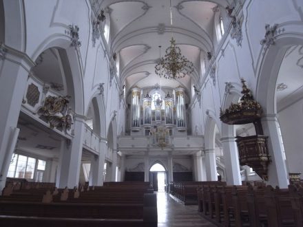 Innenraum von St. Johann Baptist in Neu-Ulm. Foto: Roland Rossner/Deutsche Stiftung Denkmalschutz