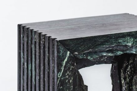 „Split Marble Collection”. Designer: Chang Chia-Ling; manufacturer: Shinying Enterprise Co., Ltd.; material: Serpentinite, Taiwanese white marble.