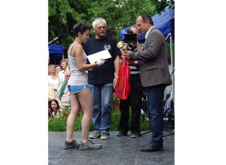 Dominika Nemeth bei der Siegerehrung.