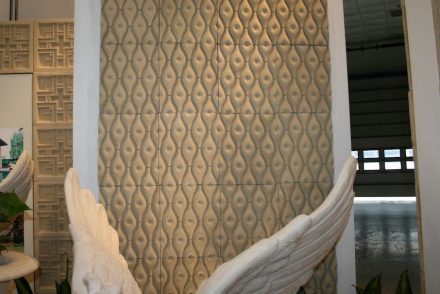 Künstliche Materialien wie Quarz-Komposite sind starke Wettbewerber für die Natursteinbranche.