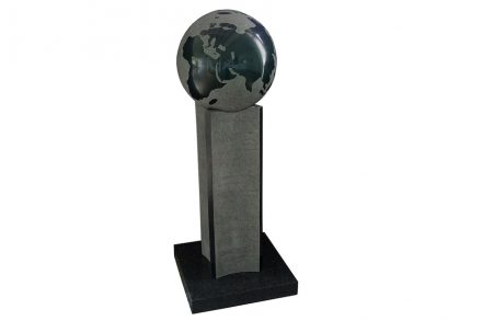 Stadler, Christian: Weltkugel, Basalt, L x B x H in cm: 42 x 42 x 118.