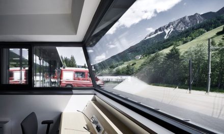 Roland Baldi Architekt: fire station Pflersch.