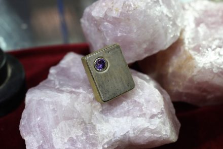 Jewelry design from students of Brazil’s Universidade Federal do Cariri shown at the Fortaleza Stone Fair 2017.