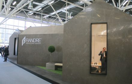 <a href="http://www.granitifiandre.com/"target="_blank">Fiandre</a>