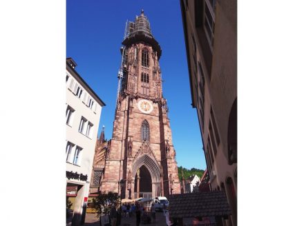 Natursteinarbeiten am Westturm des Münsters. Foto: Deutsche Stiftung Denkmalschutz