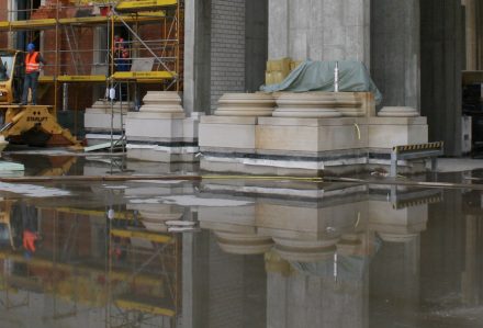 Denkmalgerechte Wiederherstellung ist das große Thema an den Fassaden am Humboldtforum im neuen Berliner Schloss.