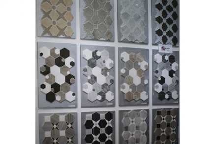 <a href="http://www.sagamosaic.com/"target="_blank">Saga Art Stone Mosaic</a>.