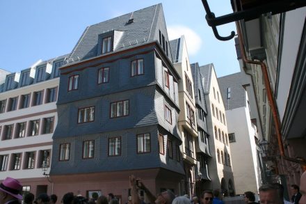 House Markt 14.