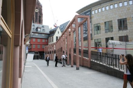 A large awning solved the problem of different street levels and demarks the Coronation Path.