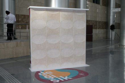 „Moon“. Company: Natur Stone. Design: Nimet Dilaver (İzmir Ekonomi Üniversitesi).