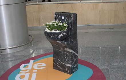 „Smyrna“. Company: Iz-Ko Mermer. Design: Nimet Dilaver (İzmir Ekonomi Üniversitesi).