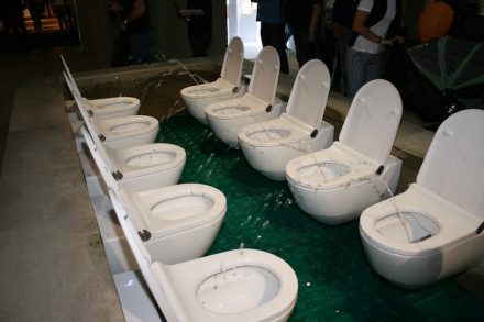 Salone del Mobile: <a href="http://www.laufen.com/"target="_blank">Laufen Bathrooms</a>.