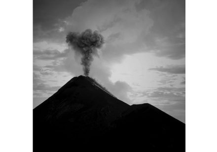 Vor vielen Millionen Jahren gab es Vulkane auch auf dem Gebiet des heutigen Deutschlands. Hier ein aktuelles Foto aus Guatemala. Foto: Stephan Zimmer