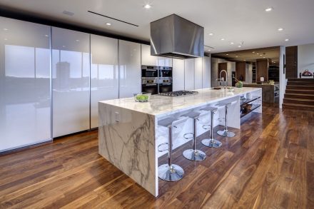 CID-Awards: Design category, Residential Stone. Project: Luxury Modern Design. Designer: Gaskin Designs & Development. Location: West Hollywood, CA.