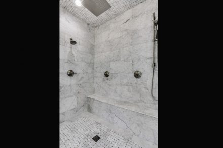 Pantera Bianca marble from Temmer.