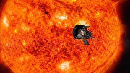 Artist’s concept of Nasa’s Parker Solar Probe, still very far from the Sun. The diameter of the star is about 1.4 million km, the Parker Probe has roughly the size of a car. Credits: NASA/Johns Hopkins APL