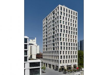 The prize for best submission in the category single family homes and home dwelling complexes went to Max Dudler Architects for their Munich-based Schwabinger Tor Nord home dwelling complex. Photo: Stefan Müller, Berlin