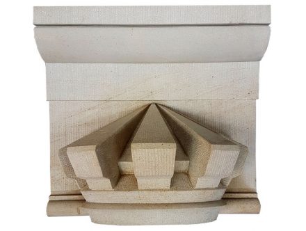 Johanna Kyrilla Schulze, Krone, 69 cm x 48 cm x 64 cm, Postaer Sandstein.