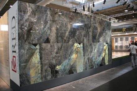 Marmomac 2018: <a href="http://www.redgraniti.com/"target="_blank">Red Graniti</a>. Foto: Peter Becker