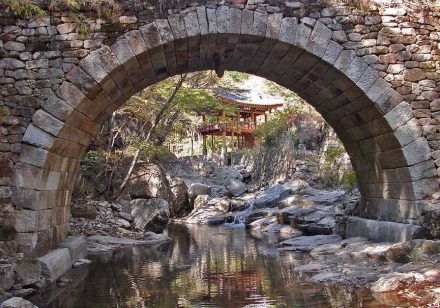Seonamsa Bridge. Photo: Steve46814 / <a href="https://commons.wikimedia.org/"target="_blank">Wikimedia Commons</a>