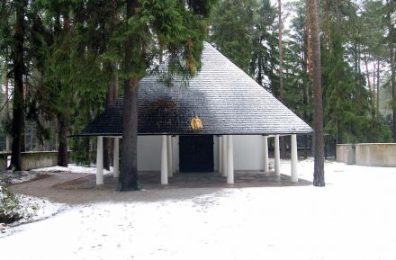 Gunnar Asplund: Woodland Chapel, Stockholm (1920). Quelle: Vatican