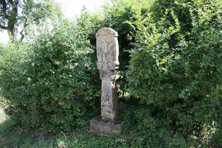 Marterl am Wegesrand gehören zu den Orten, wo die Wanderer Kraft tanken können.