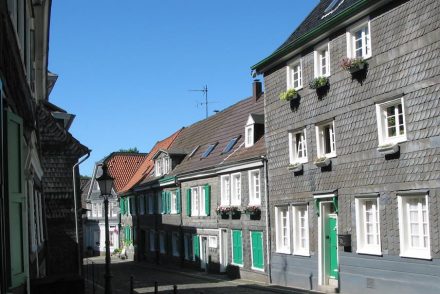 Schieferfassaden in der Altstadt von Solingen.