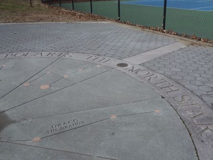 Astronomy-themed artwork in St. Albans Park in Queens, N.Y.C. Photo: Tdorante10 / <a href="https://commons.wikimedia.org/"target="_blank">Wikimedia Commons</a>