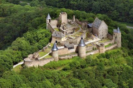 Burg Bourscheid, Luxemburg. Foto: Historisches Museum Saar, Hajo Dietz
