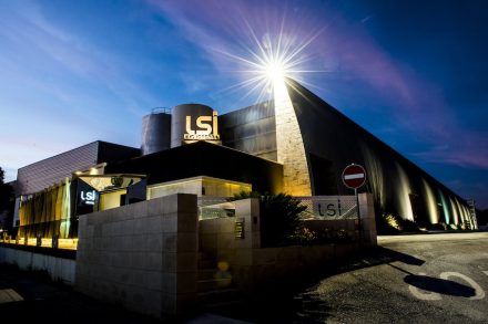 Der Firmensitz von LSI Stone in Pedreiras Portugal, etwa 30 km östlich der Hafenstadt Nazaré.