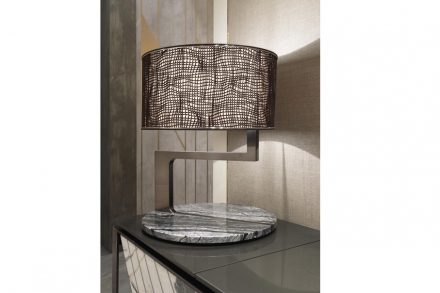 <a href="https://www.visionnaire-home.com/"target="_blank">Visionnaire</a>.